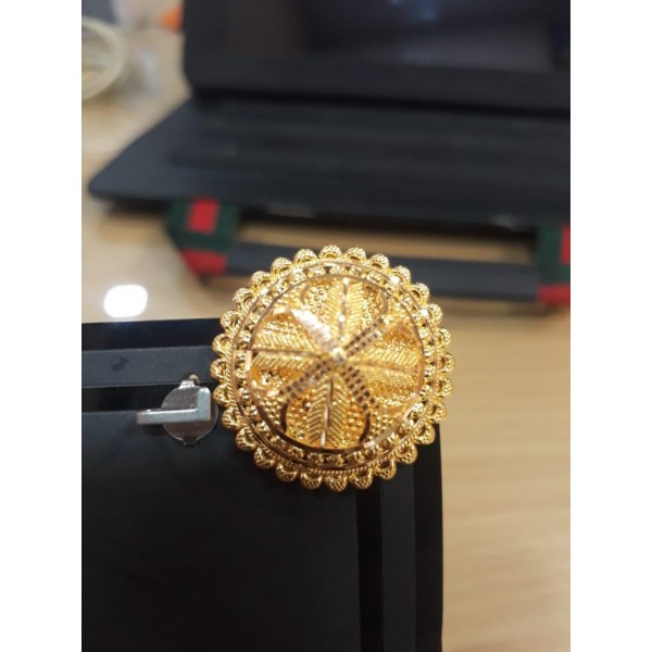 Round Leaf Stud Round Leaf Stud